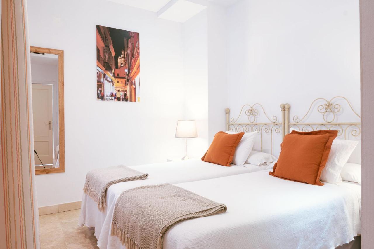 Apartamento Con Encanto En Patio Sevillano Kültér fotó