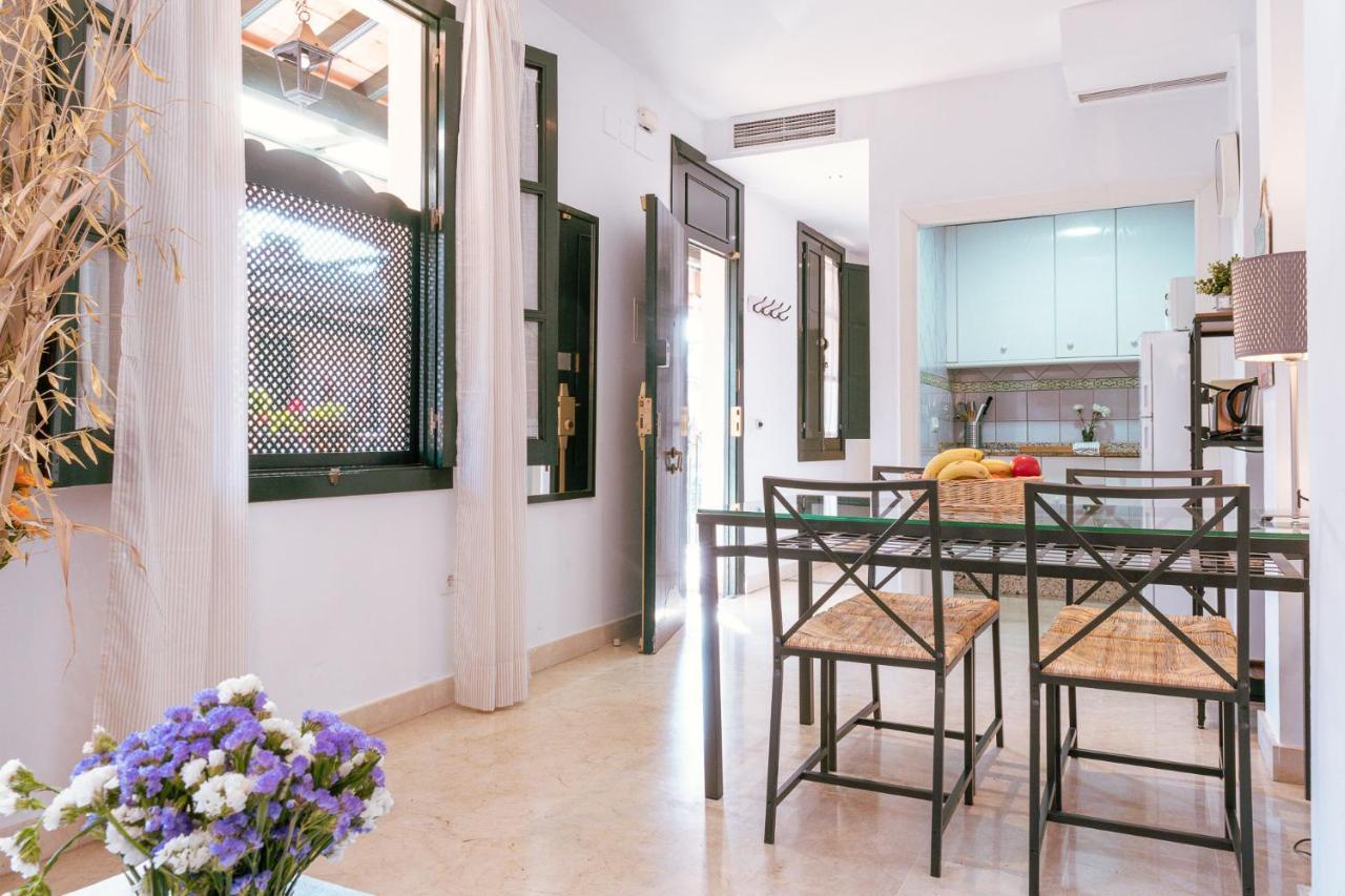 Apartamento Con Encanto En Patio Sevillano Kültér fotó